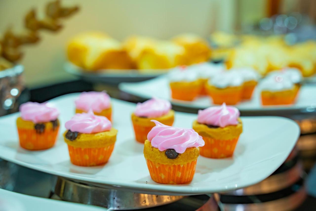 Paralia Hotel נה טראנג מראה חיצוני תמונה